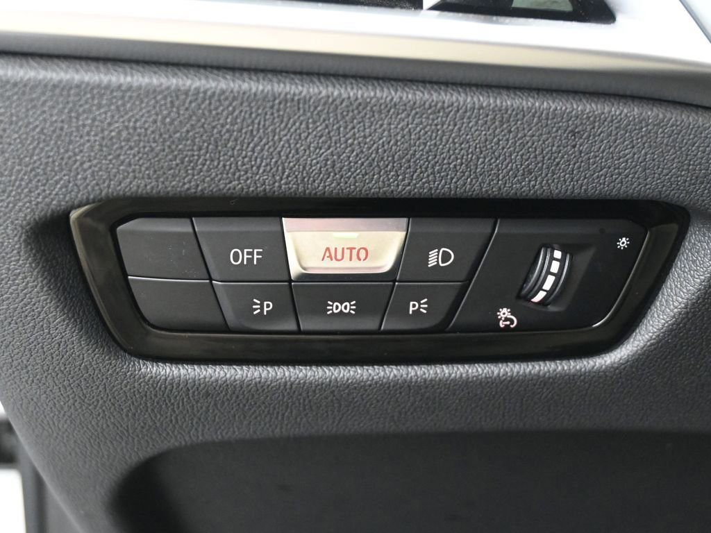 Used 2025 BMW i4 eDrive40 image 41