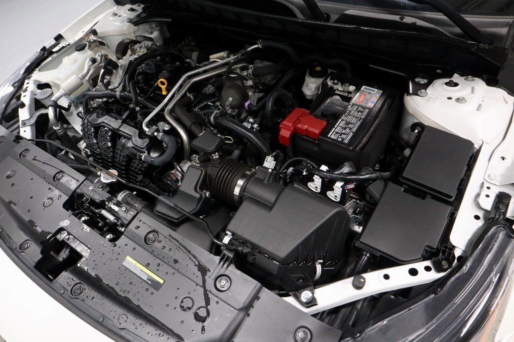 Used 2025 Nissan Altima 2.5 SV image 17