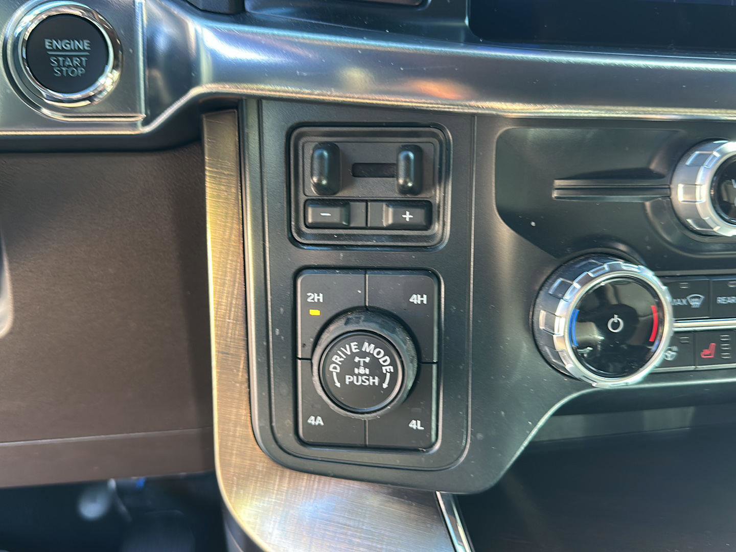 Certified 2025 Ford F150 King Ranch w/ FX4 Off-Road Package AWD/4WD image 20