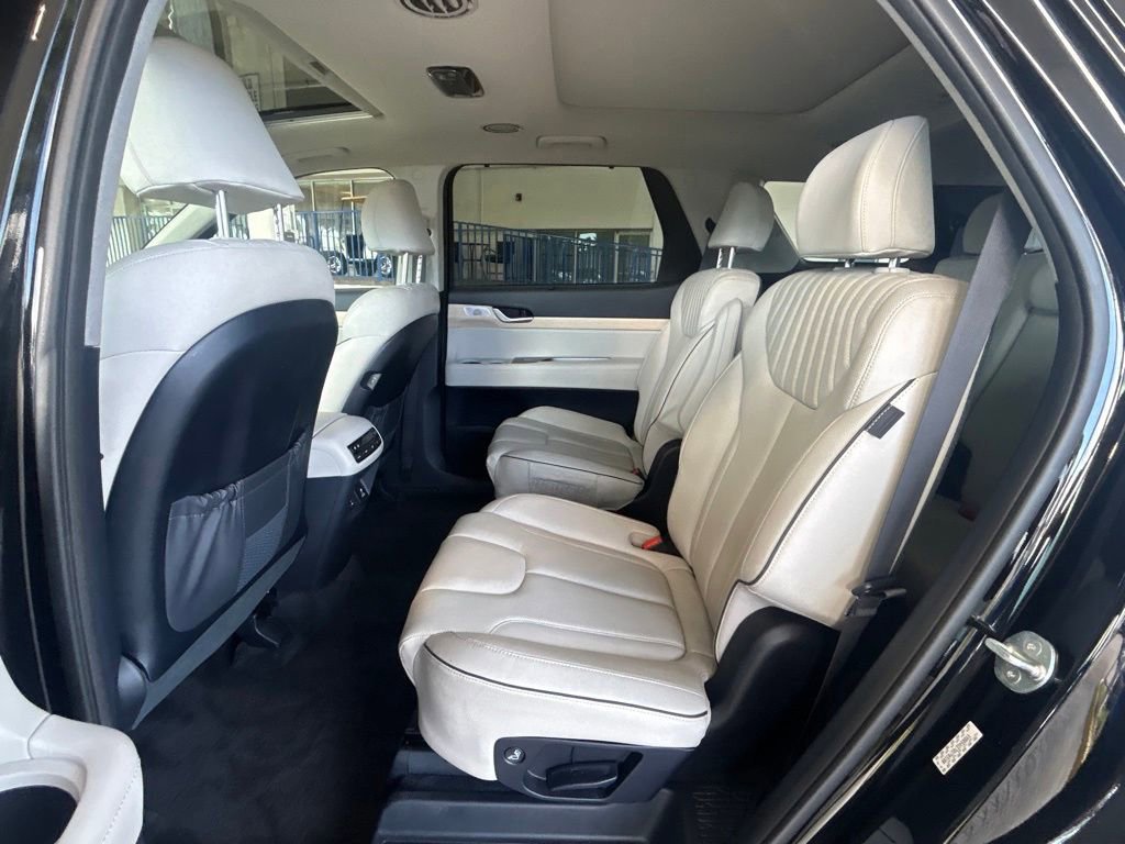 Used 2024 Hyundai Palisade Limited image 33