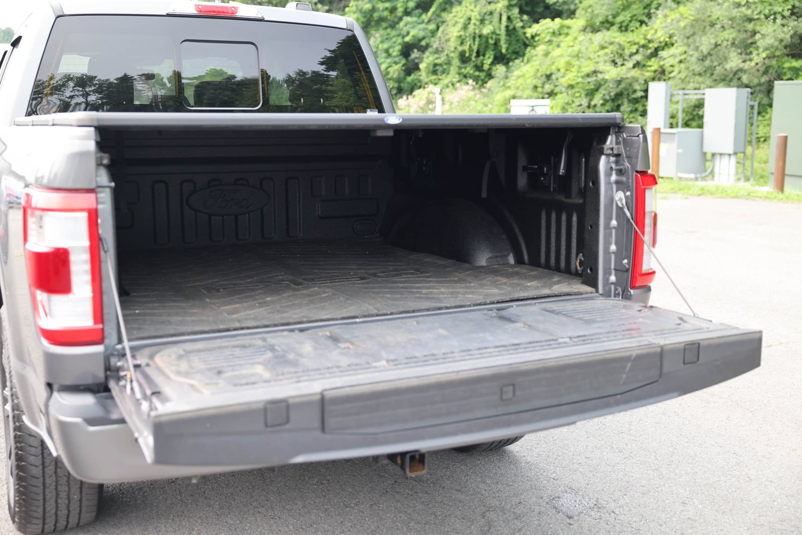 Certified 2023 Ford F150 Lariat w/ Equipment Group 502A High AWD/4WD image 11