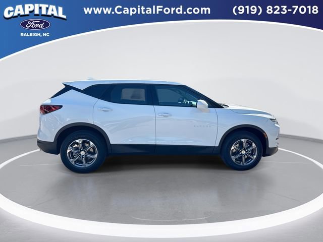 Used 2025 Chevrolet Blazer LT AWD/4WD image 7
