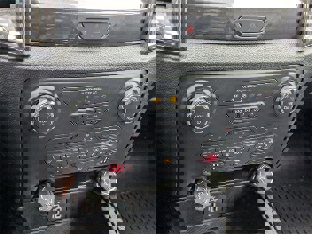 Certified 2021 Ford Ranger Lariat w/ Equipment Group 501A High image 25