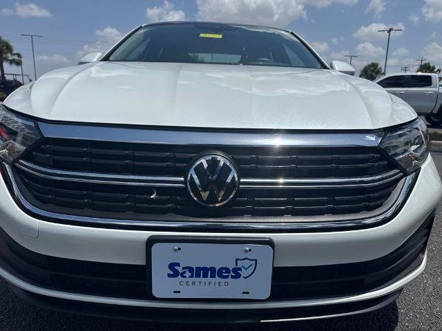 Used 2023 Volkswagen Jetta SE FWD image 7