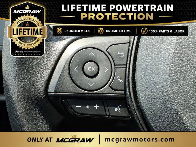 Used 2025 Toyota RAV4 XLE AWD/4WD image 21