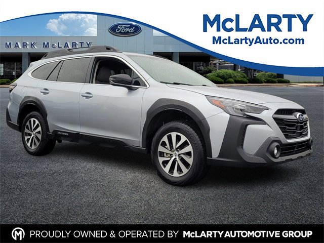 Used 2025 Subaru Outback Premium image 7