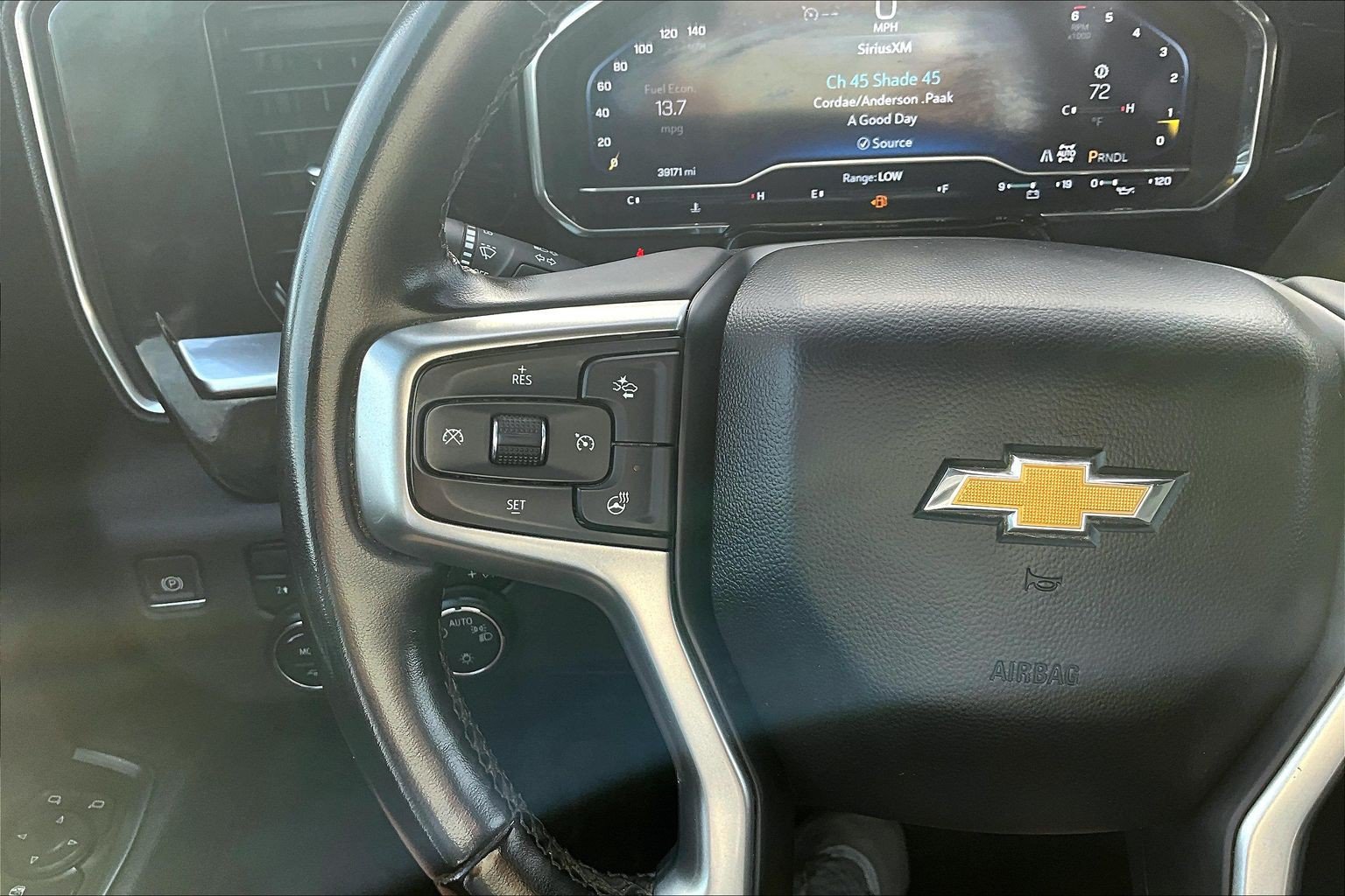 Used 2023 Chevrolet Silverado 1500 LT AWD/4WD image 22