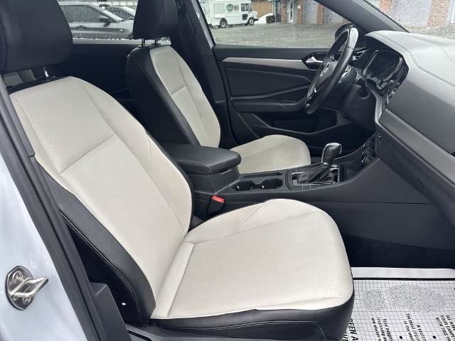 Used 2019 Volkswagen Jetta R-Line image 24