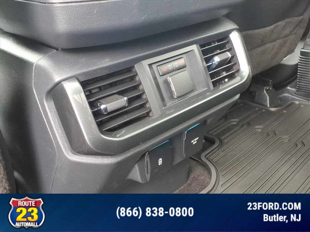Certified 2022 Ford F150 Lariat w/ Equipment Group 502A High image 26