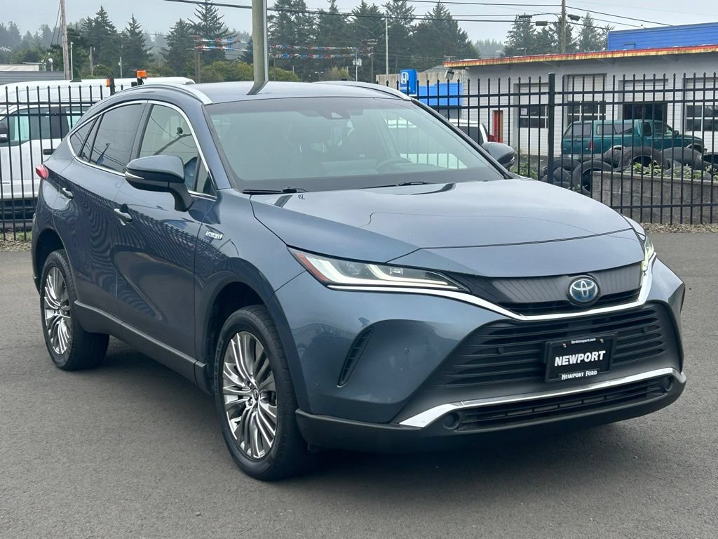 Used 2021 Toyota Venza XLE w/ Softex Package