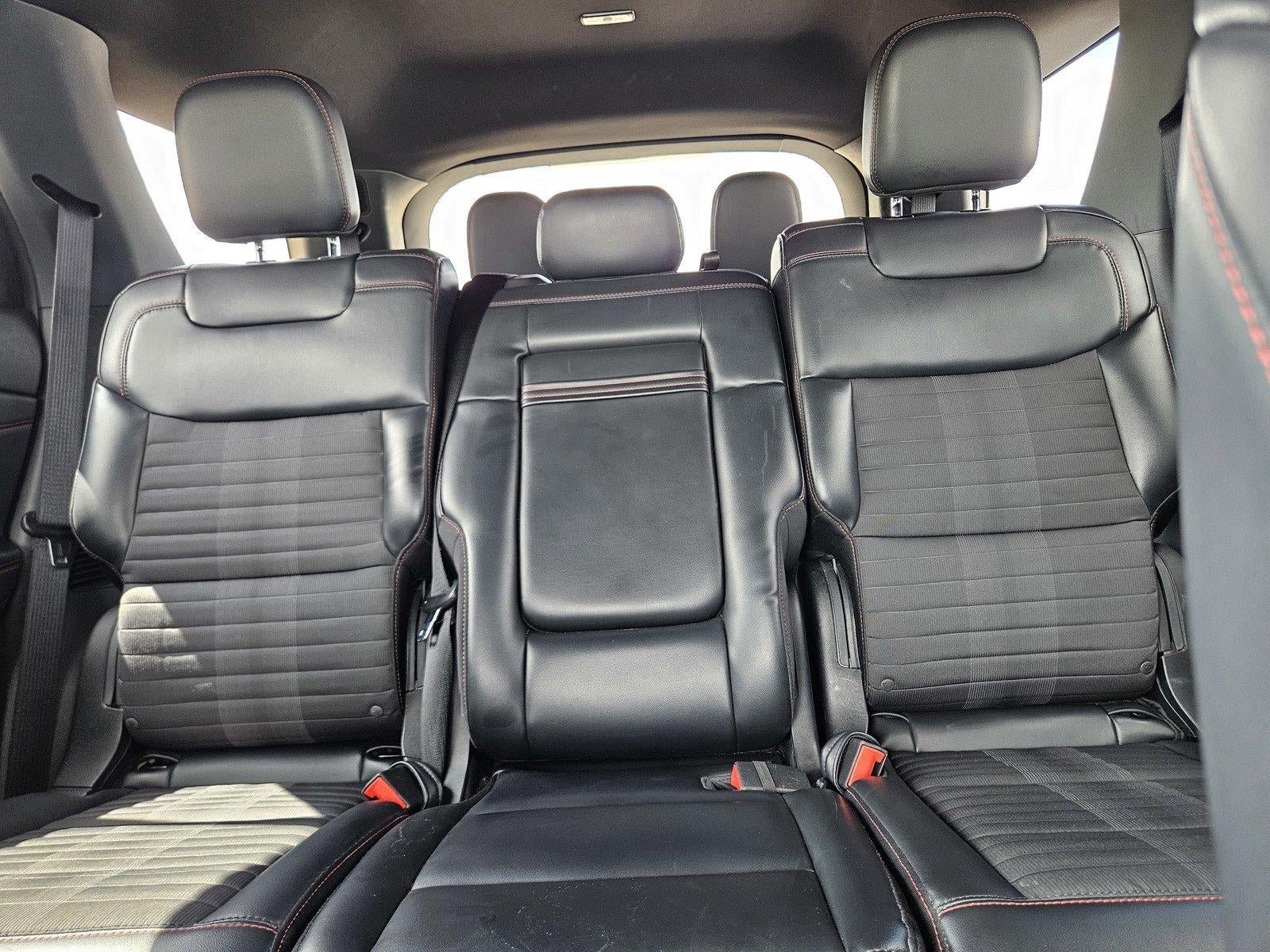 Certified 2025 Ford Explorer ST-Line w/ ST-Line Street Pack AWD/4WD image 22