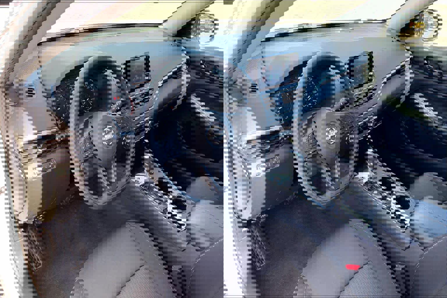 Used 2024 Nissan Altima 2.5 S image 18