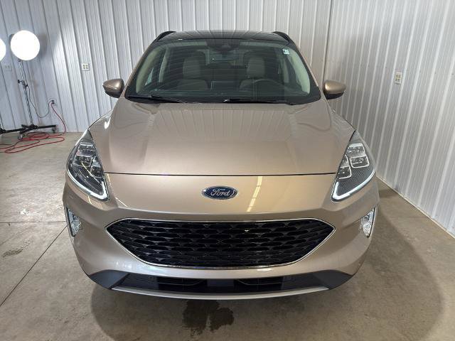 Certified 2020 Ford Escape Titanium w/ Titanium Premium Package 2.0 AWD/4WD image 20