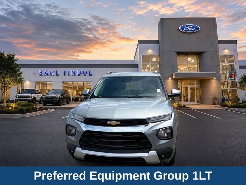 Used 2023 Chevrolet TrailBlazer LT FWD image 3