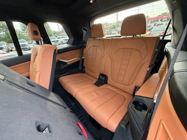 Used 2021 BMW X7 xDrive40i w/ M Sport Package AWD/4WD image 20