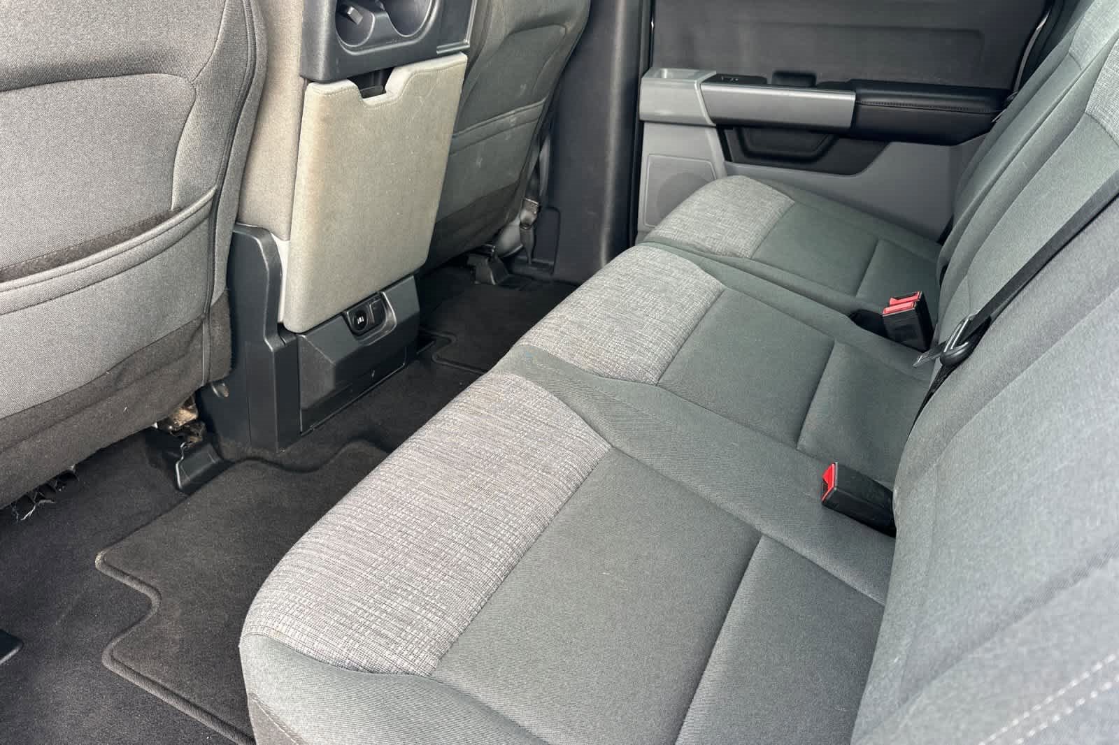 Certified 2025 Ford F250 XLT image 9