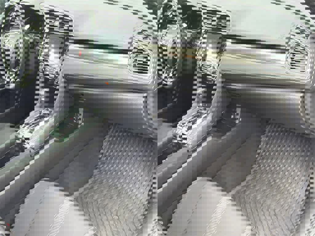 Used 2019 Honda Civic EX image 13