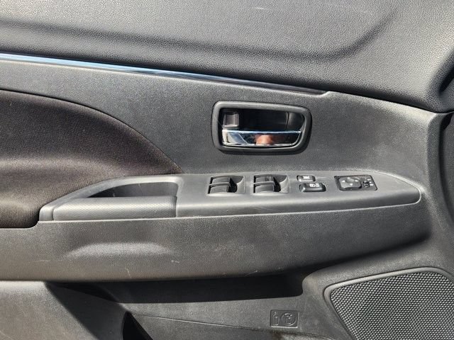 Used 2025 Mitsubishi Outlander Sport ES AWD/4WD image 19