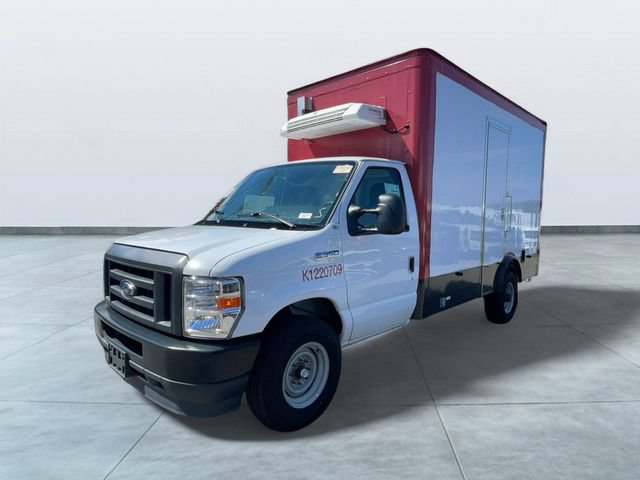 Certified 2024 Ford E-350 and Econoline 350 Super Duty w/ Power Windows & Locks Group RWD image 3