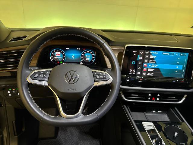 Used 2024 Volkswagen Atlas SE FWD image 7