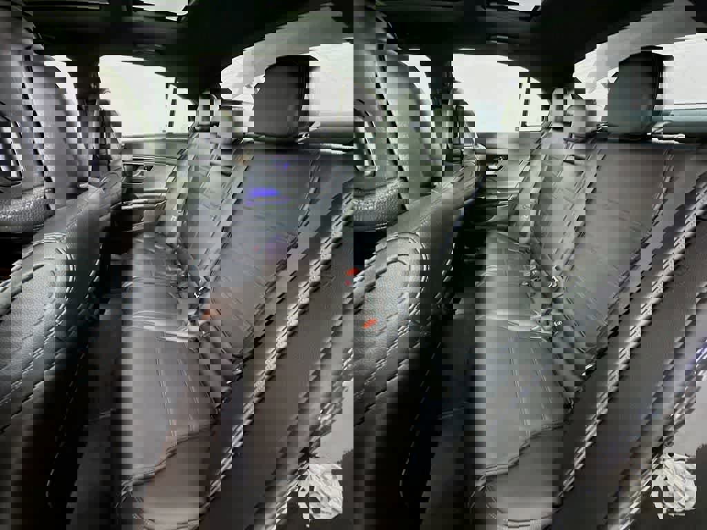 Used 2022 Mercedes-Benz C 300 C 300 image 17