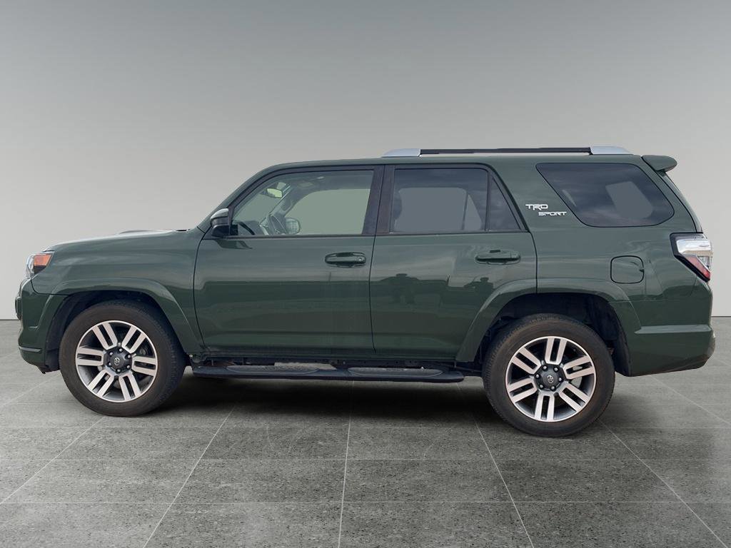 Used 2022 Toyota 4Runner TRD Sport image 2