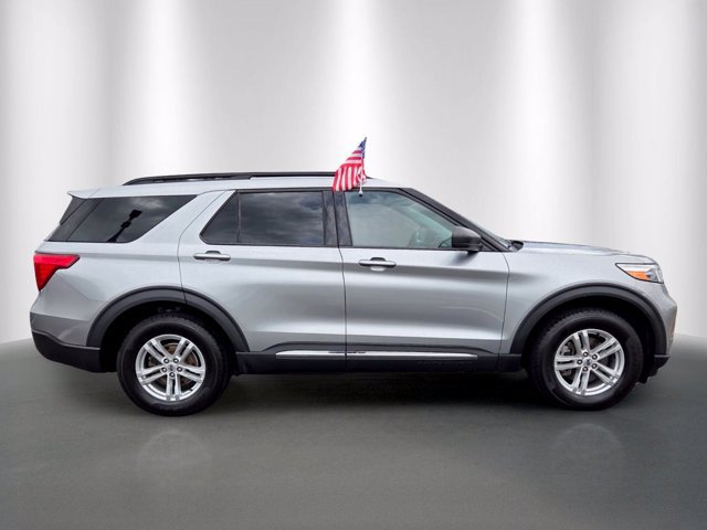 Certified 2023 Ford Explorer XLT AWD/4WD image 6