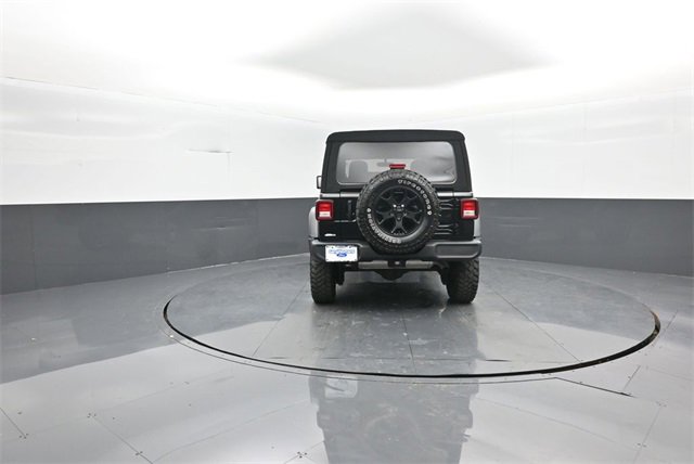 Used 2022 Jeep Wrangler Willys image 6
