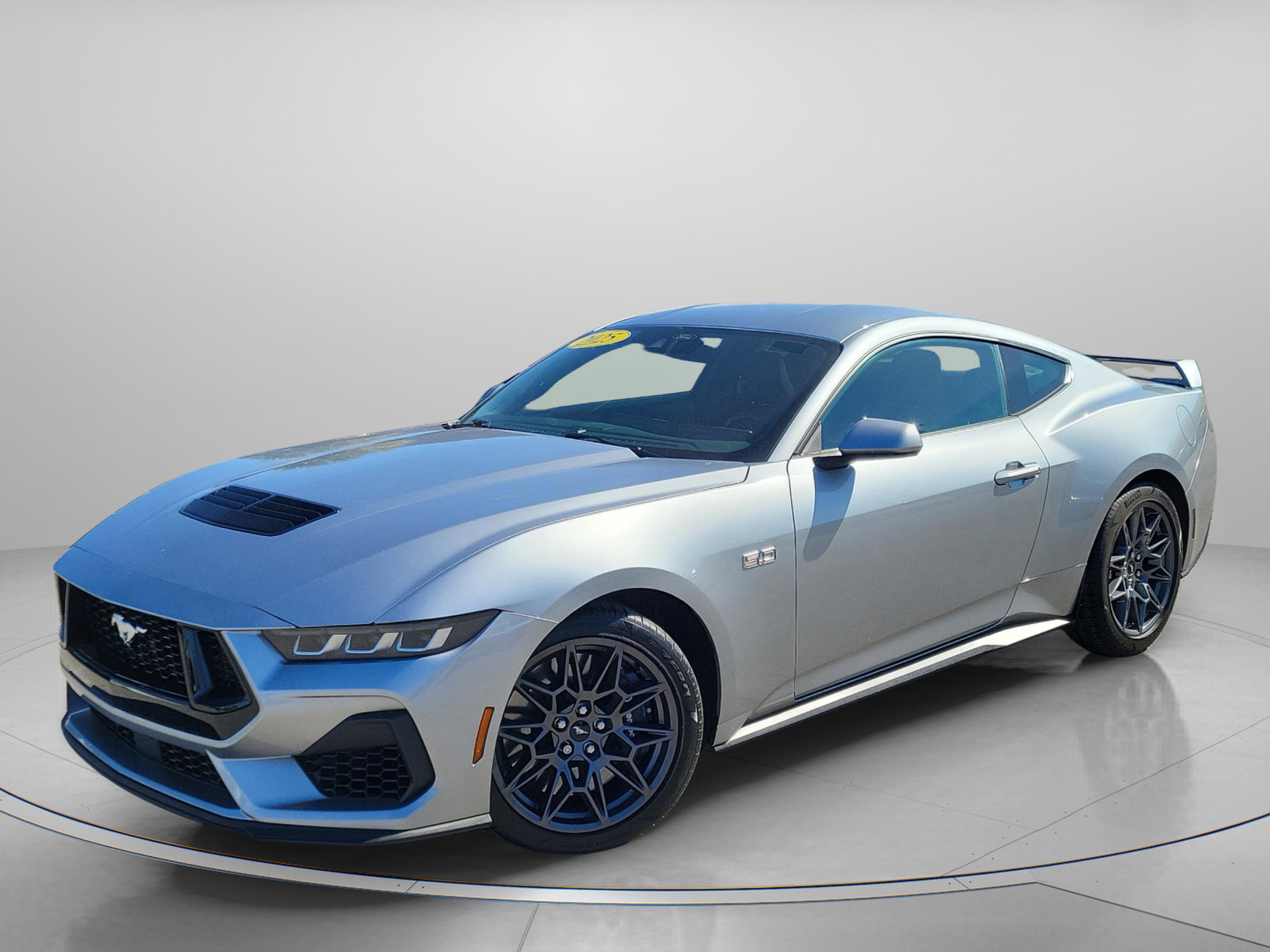 Certified 2025 Ford Mustang GT w/ GT Performance Package image 2