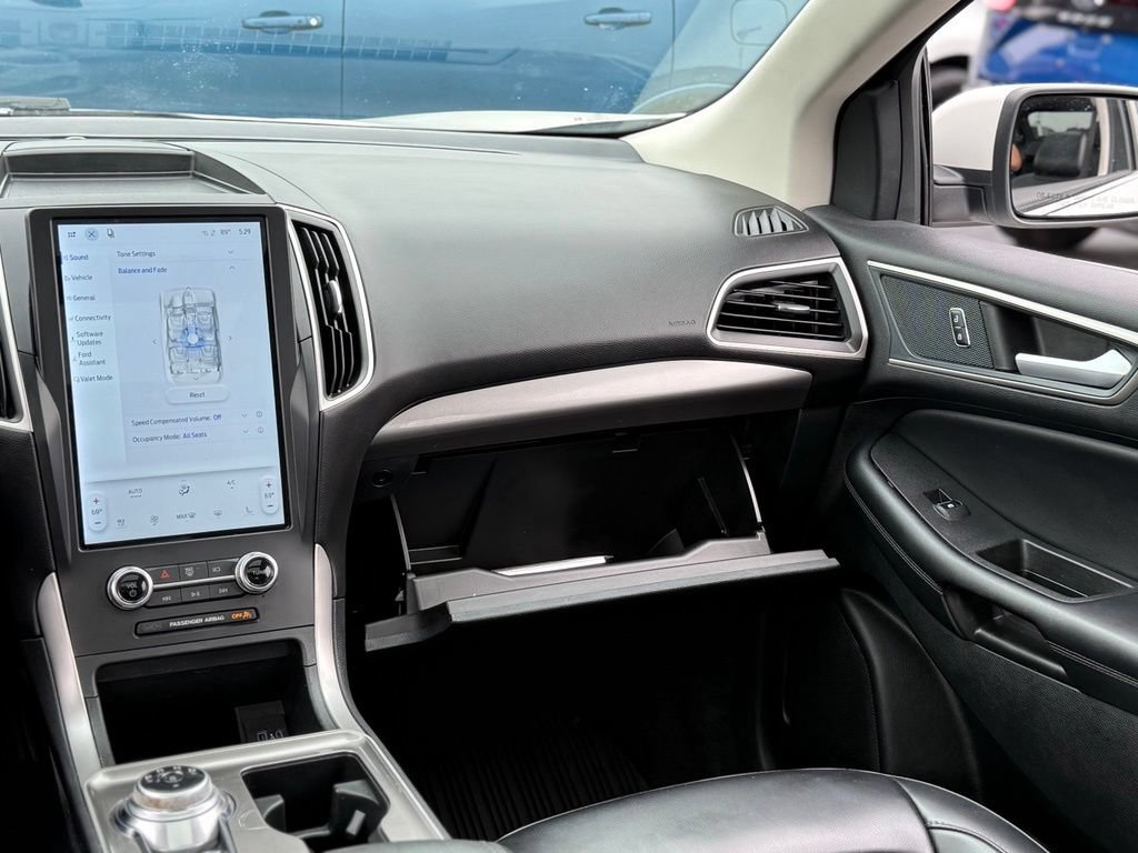 Certified 2024 Ford Edge SEL w/ Convenience Package AWD/4WD image 22