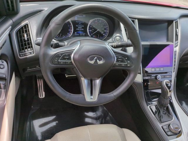 Used 2017 INFINITI Q60 Red Sport 400 RWD image 14