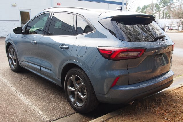Certified 2023 Ford Escape ST-Line w/ Tech Pack #1 image 2