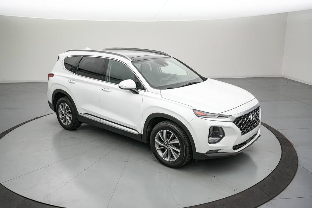 Used 2019 Hyundai Santa Fe AWD image 2