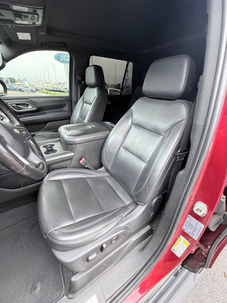 Used 2021 Chevrolet Tahoe LT w/ LT Signature Package RWD image 4