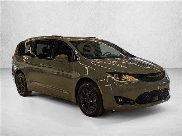 Used 2020 Chrysler Pacifica Touring-L w/ Advanced Safetytec Group AWD/4WD image 3