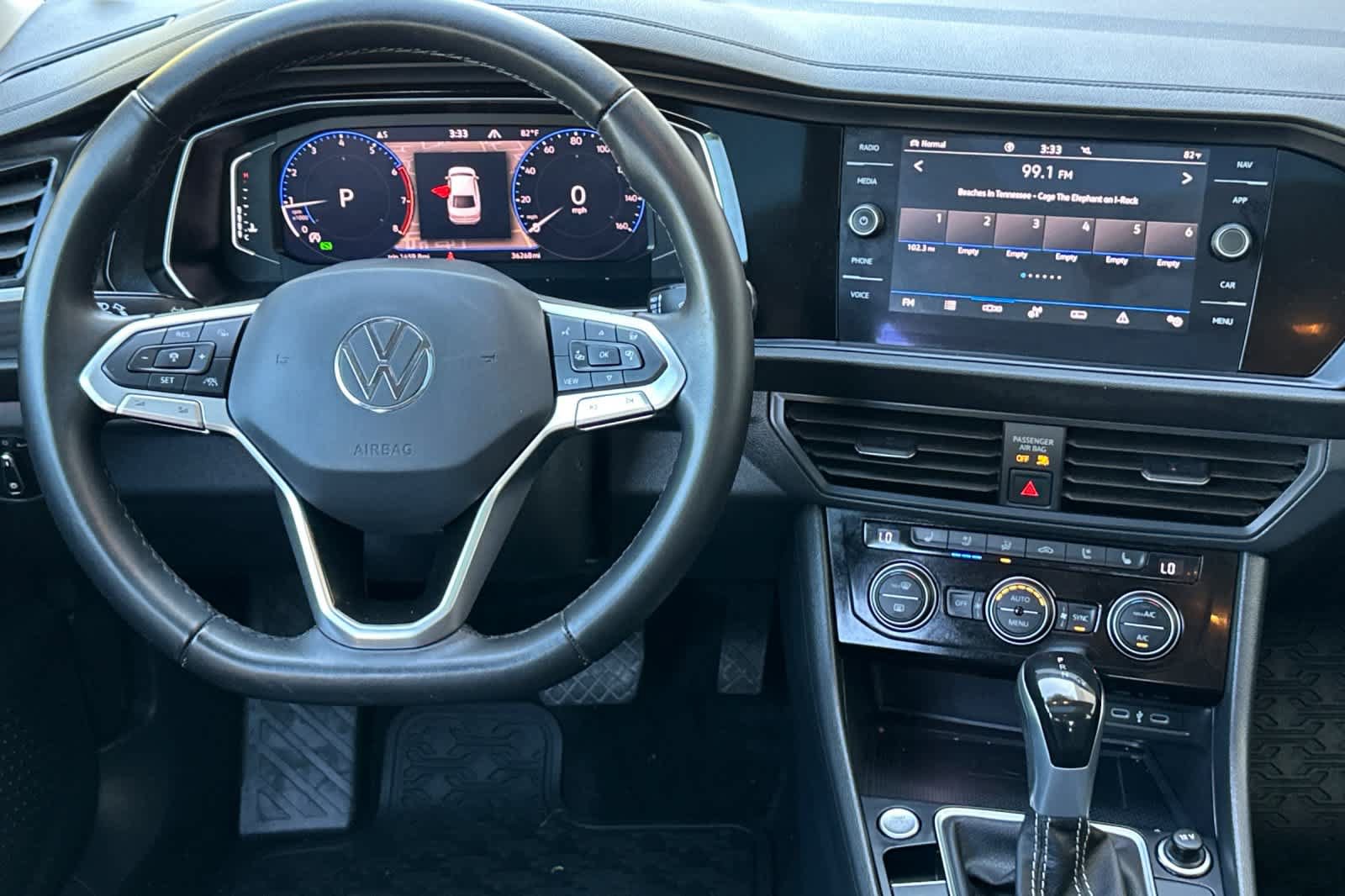 Used 2024 Volkswagen Jetta SEL FWD image 14