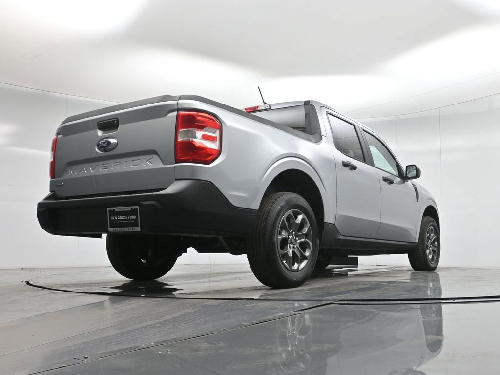 Certified 2024 Ford Maverick XLT image 18
