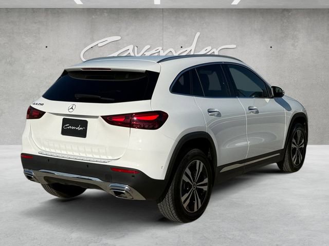 Used 2025 Mercedes-Benz GLA 250 image 17