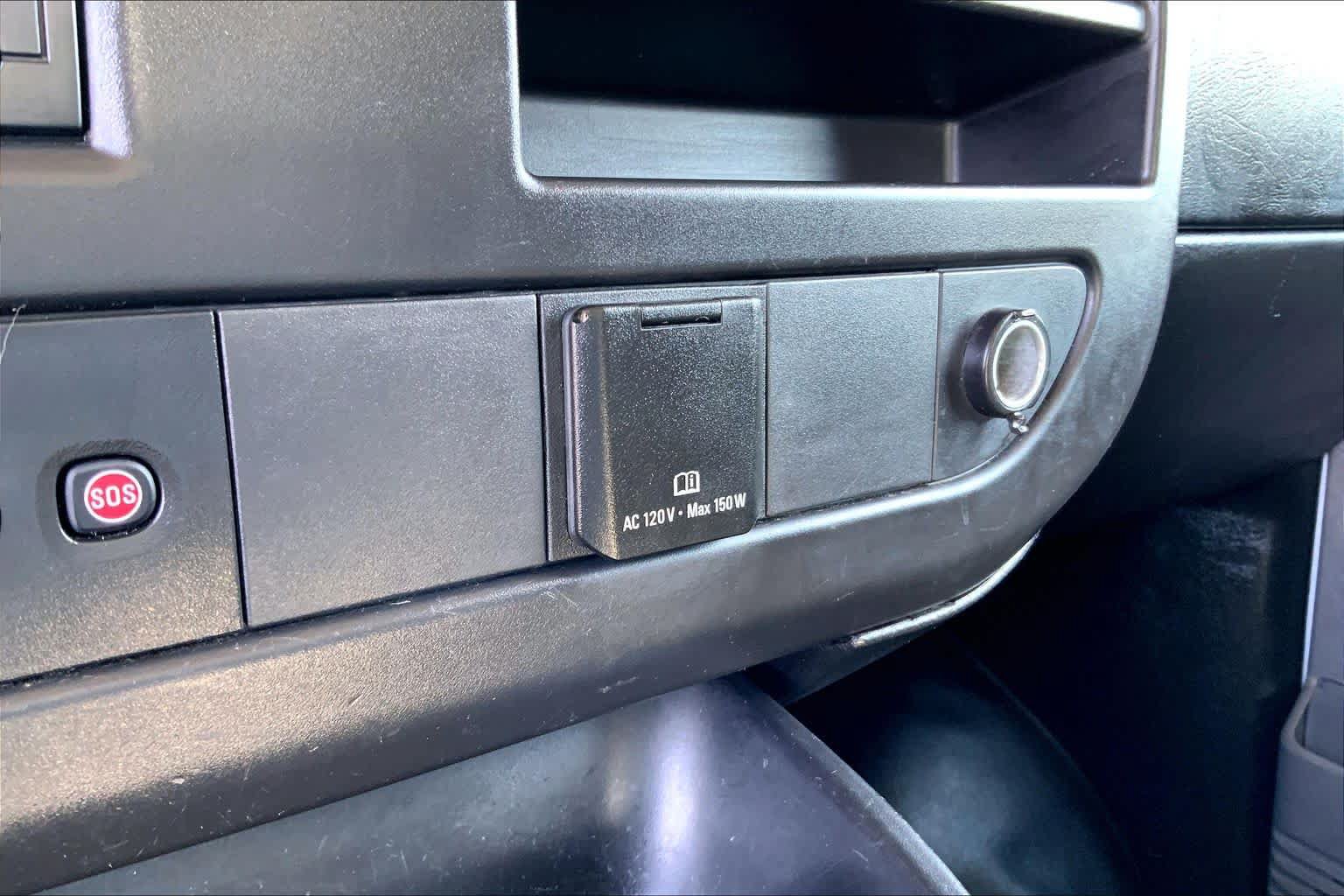Used 2019 Chevrolet Express 2500 Extended RWD image 26
