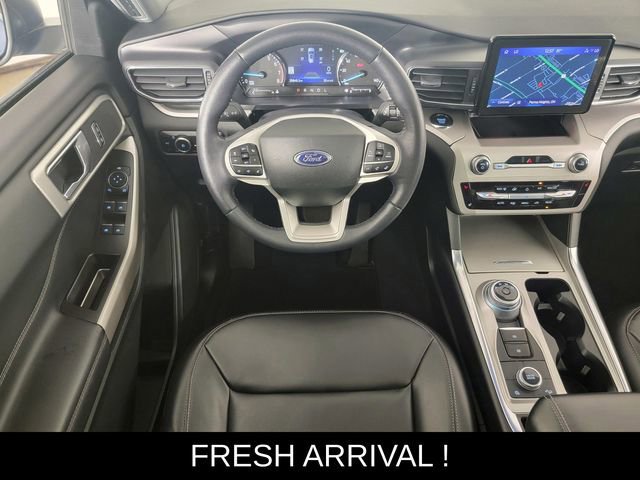 Certified 2023 Ford Explorer XLT w/ Equipment Group 202A AWD/4WD image 25