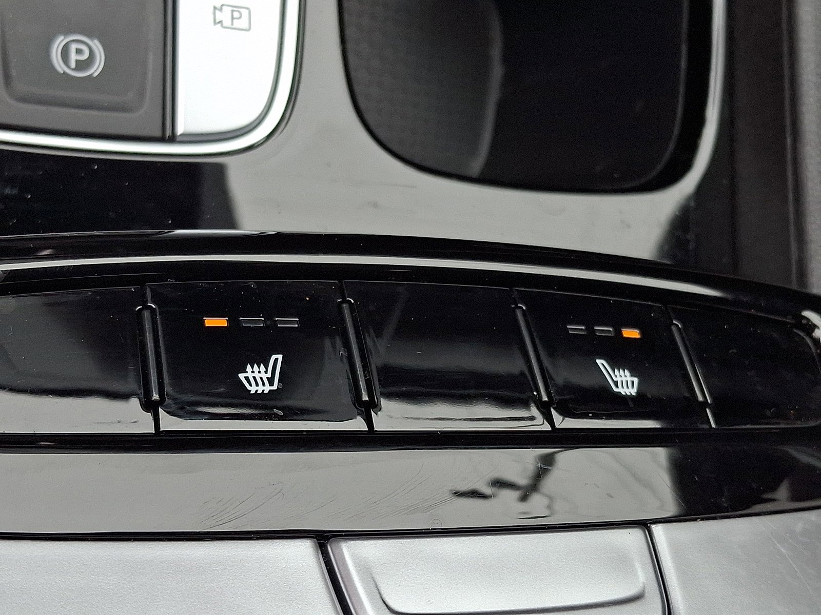 Used 2022 Hyundai Santa Cruz SEL Premium image 23