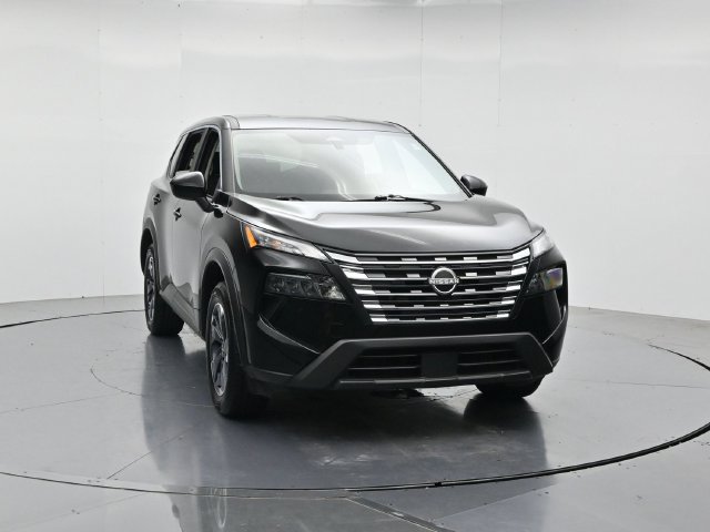 Used 2025 Nissan Rogue SV FWD image 4
