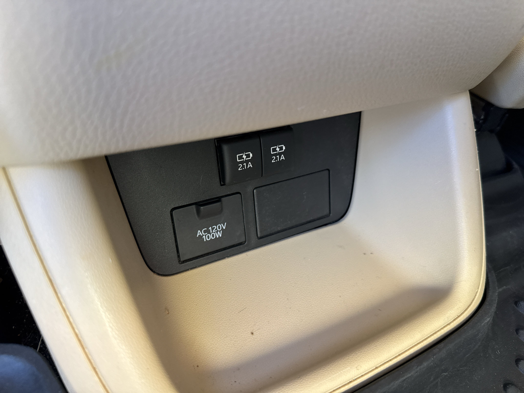 Used 2017 Toyota Highlander Limited FWD image 22