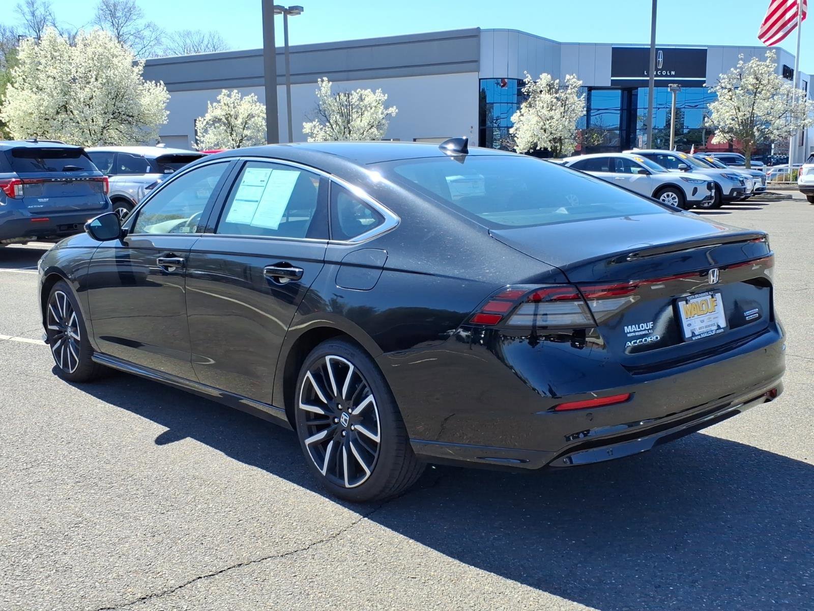 Used 2023 Honda Accord Touring image 4