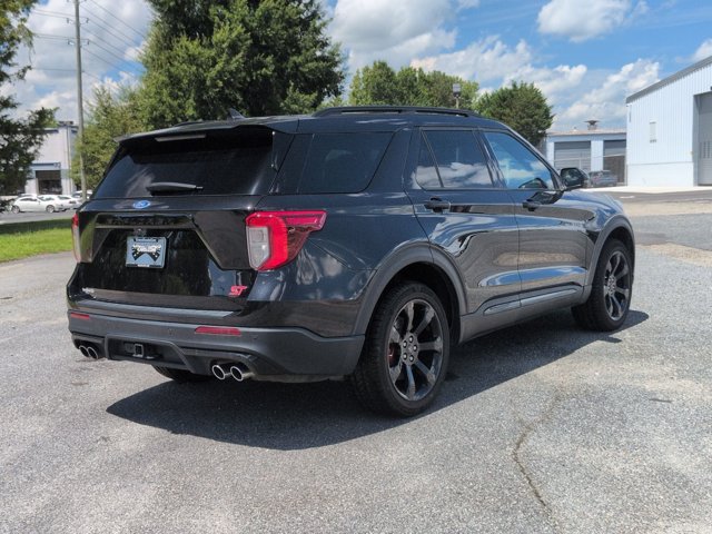 Certified 2023 Ford Explorer ST w/ Equipment Group 401A AWD/4WD image 4
