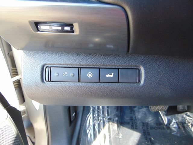Used 2022 Nissan Pathfinder SL w/ SL Black Package AWD/4WD image 19