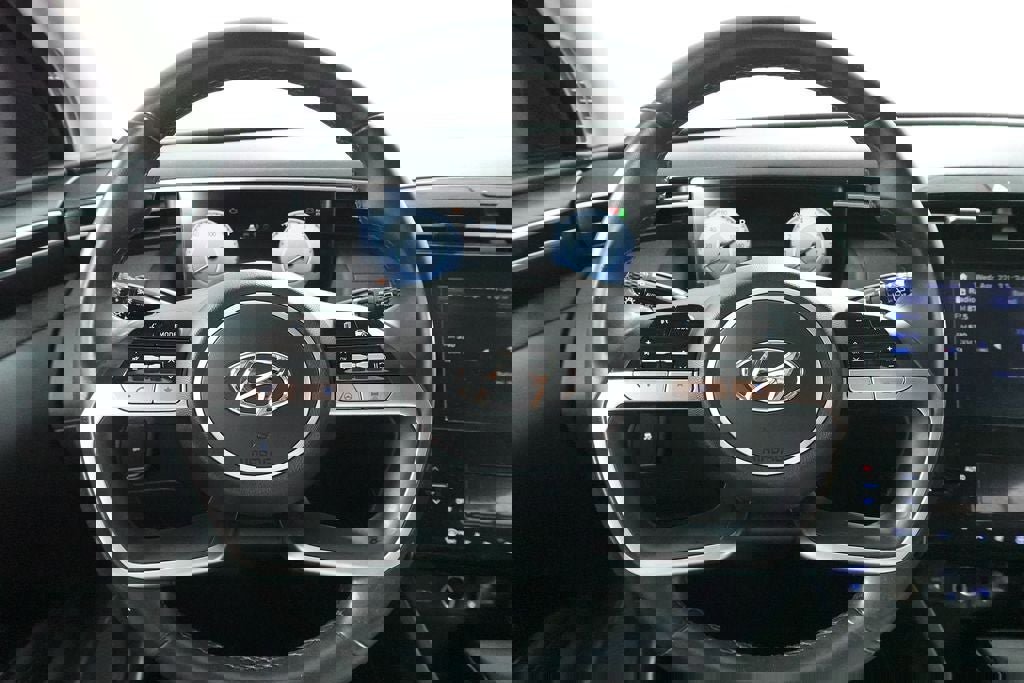 Used 2022 Hyundai Tucson SEL w/ Convenience + Premium Package AWD/4WD image 12