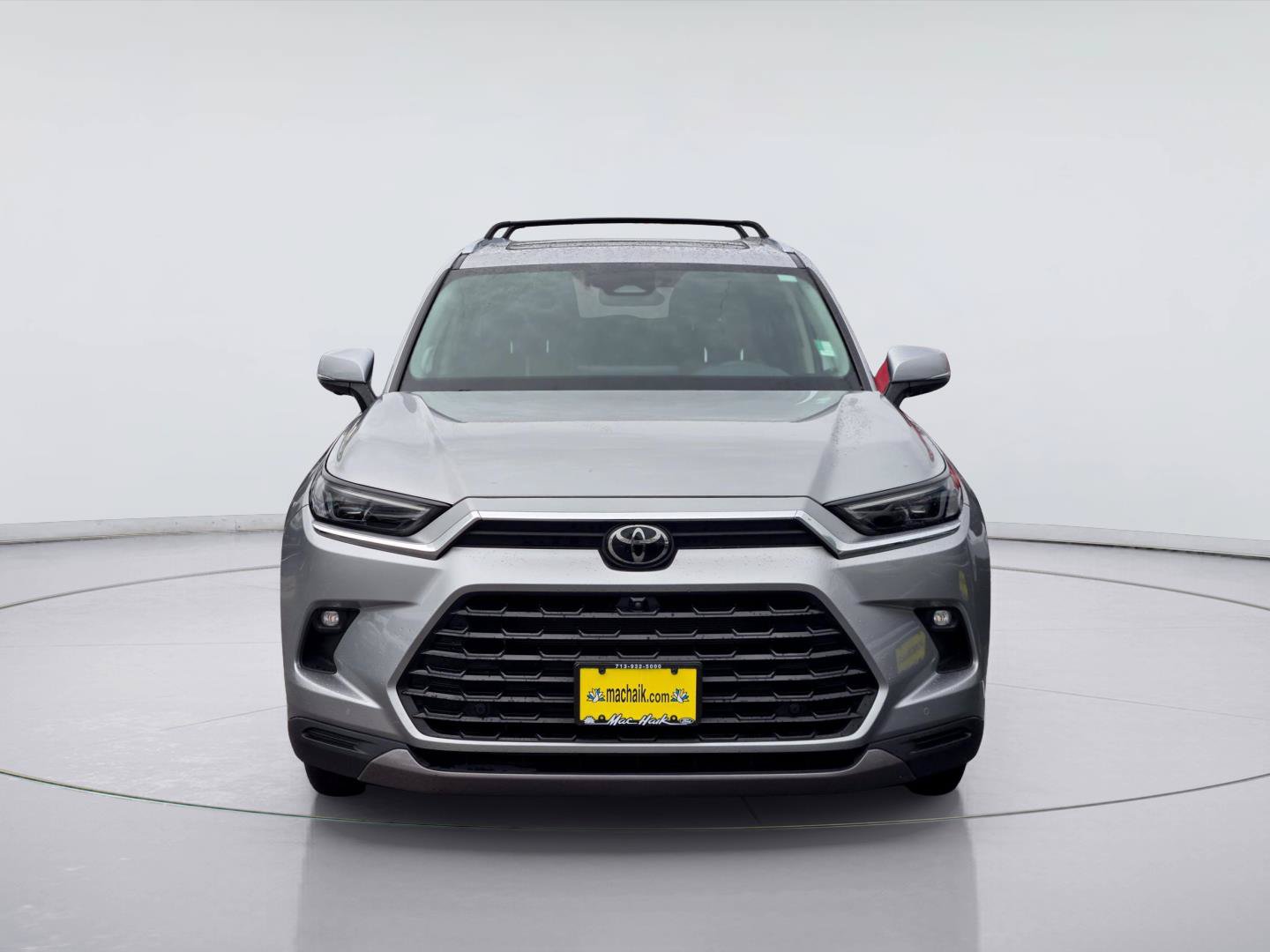 Used 2024 Toyota Grand Highlander AWD image 2