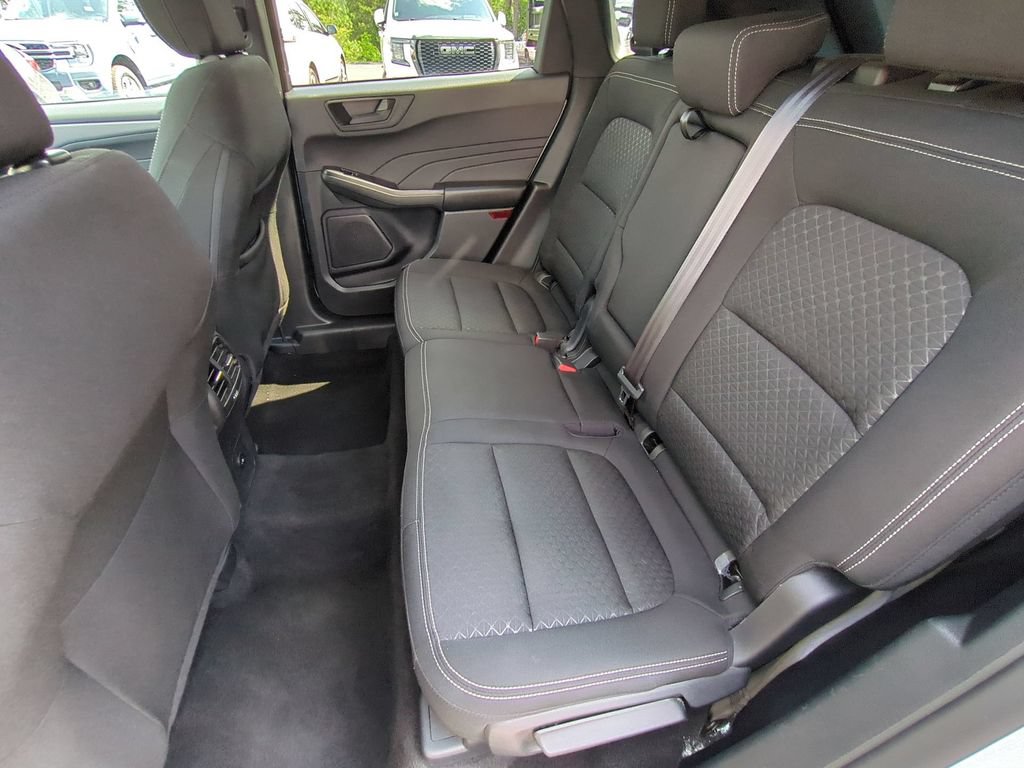 Certified 2025 Ford Escape Active FWD image 15