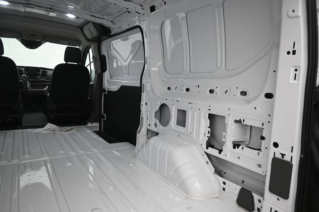 Certified 2025 Ford Transit 150 Low Roof AWD image 22
